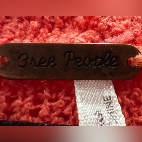 Free People Hi-Low cowl neck sweater - Picture 4 of 5